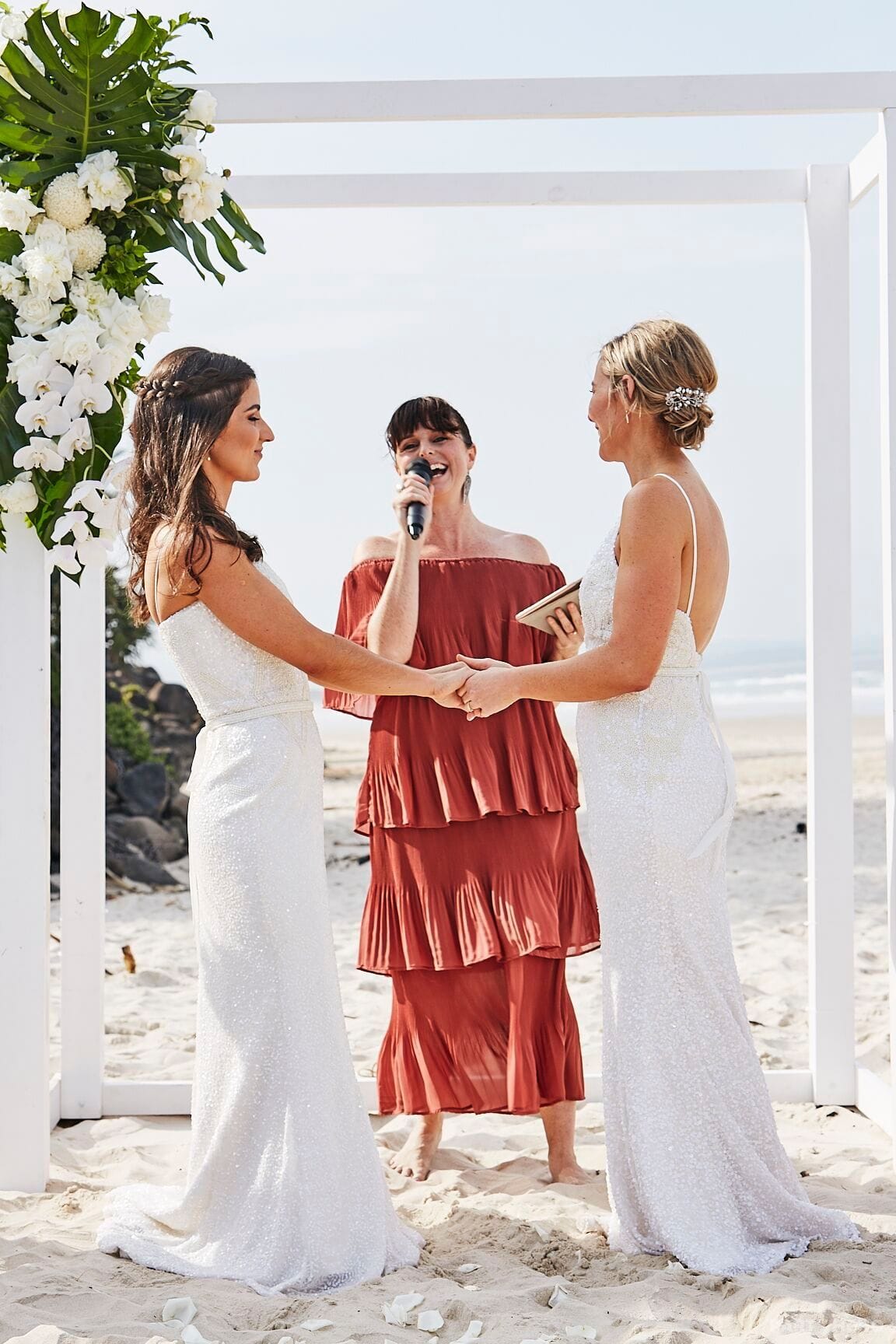 Love for Life Celebrant - wedding celebrant in the Byron Bay area