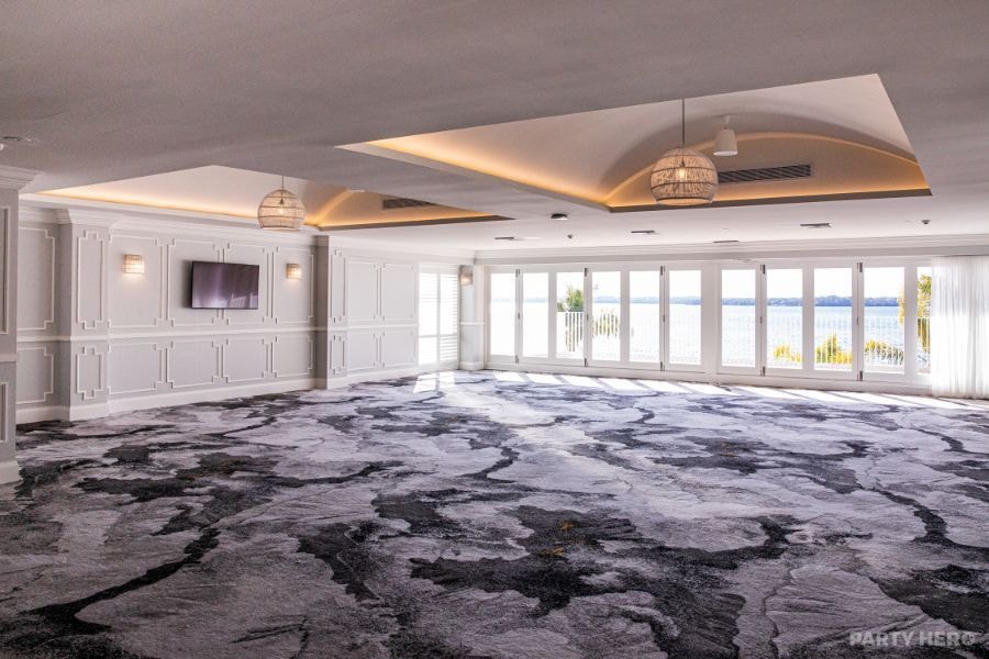 The Beachcomber Hotel & Resort - party venue on the Central Coast