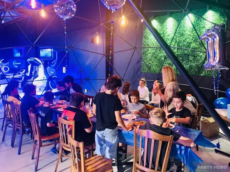 VR Quest virtual reality in Sydney - group bookings