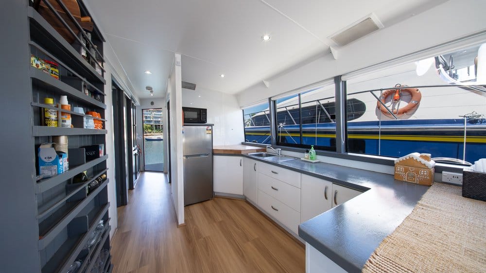 Deckhouse - Sydney Harbour boat hire
