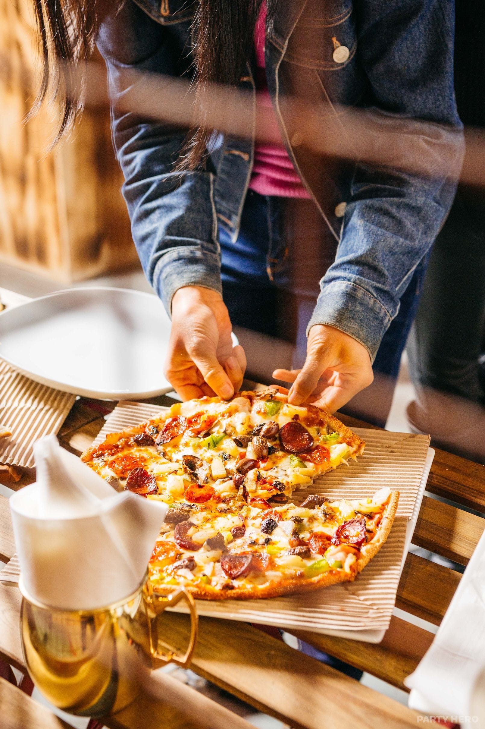 Kiss My Axe axe throwing in Sydney - group bookings
