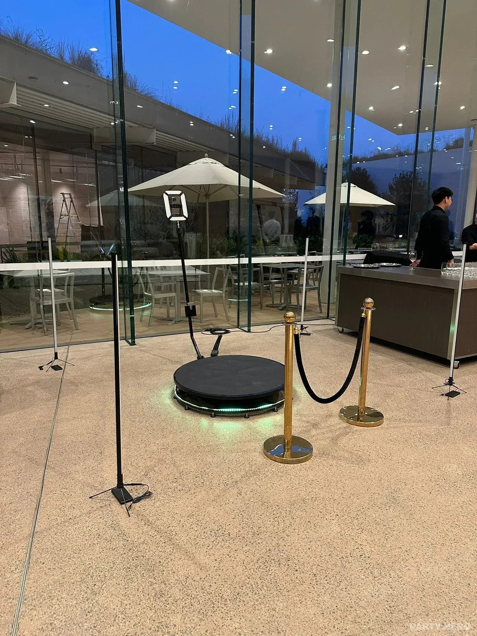 Bondi Booths activity in Sydney - group bookings