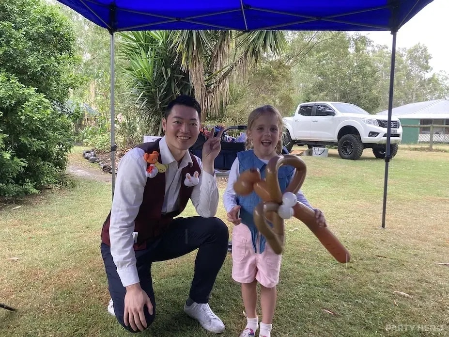 Joy Joe Balloon Twisting - party hire in Brisbane