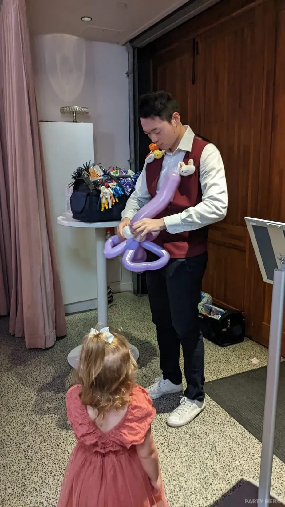 Joy Joe Balloon Twisting - party hire in Brisbane