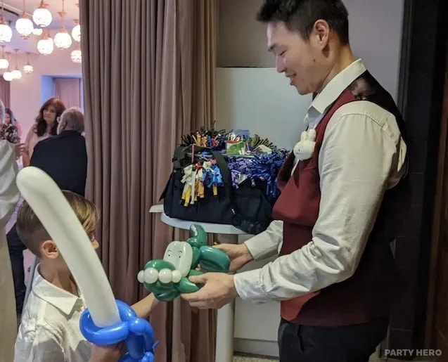 Joy Joe Balloon Twisting - party hire in Brisbane