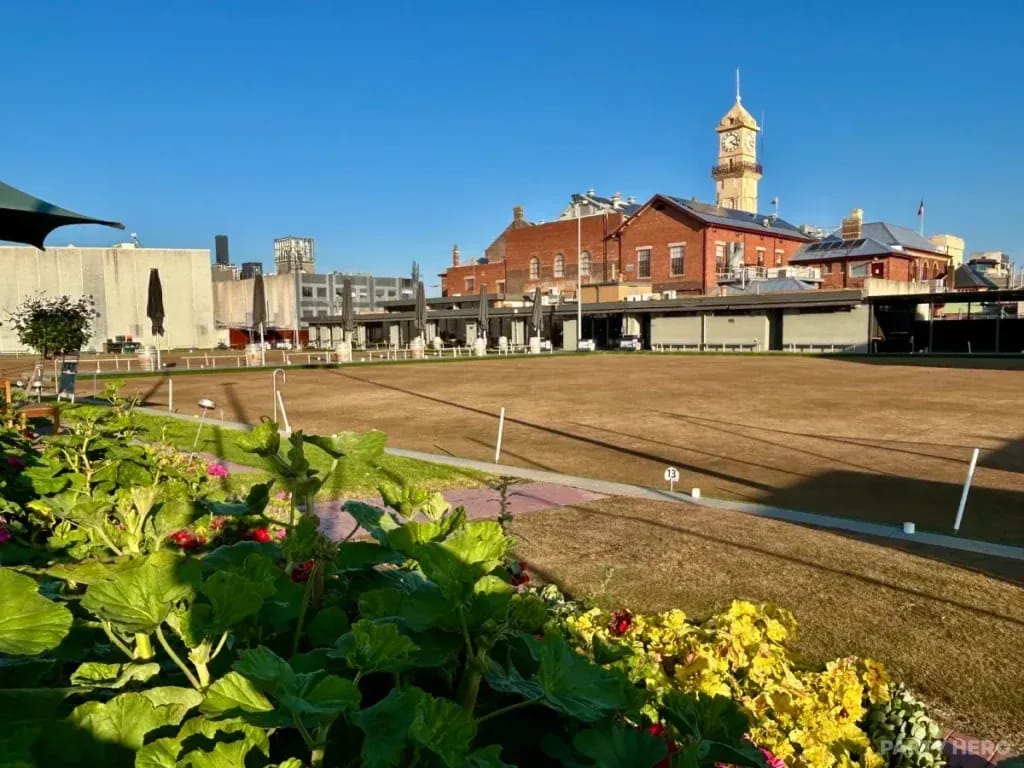 Richmond Union Bowling Club - barefoot bowls in Melbourne