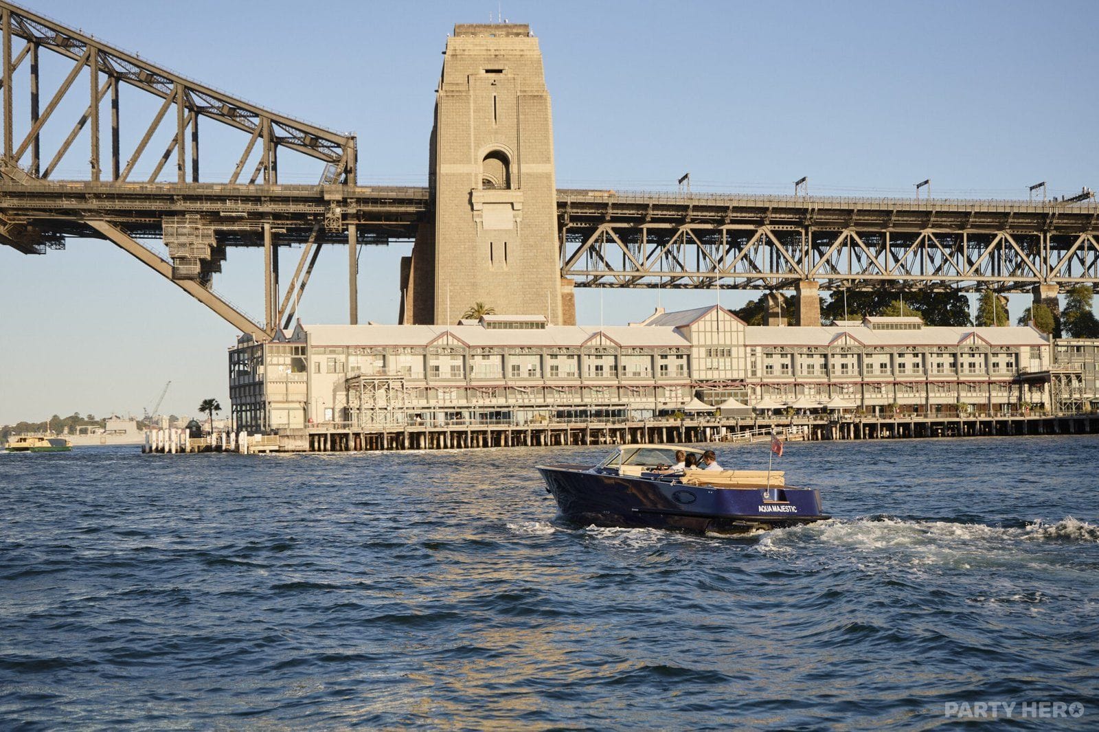 Sydney Luxury Cruise - boat party planners in Sydney