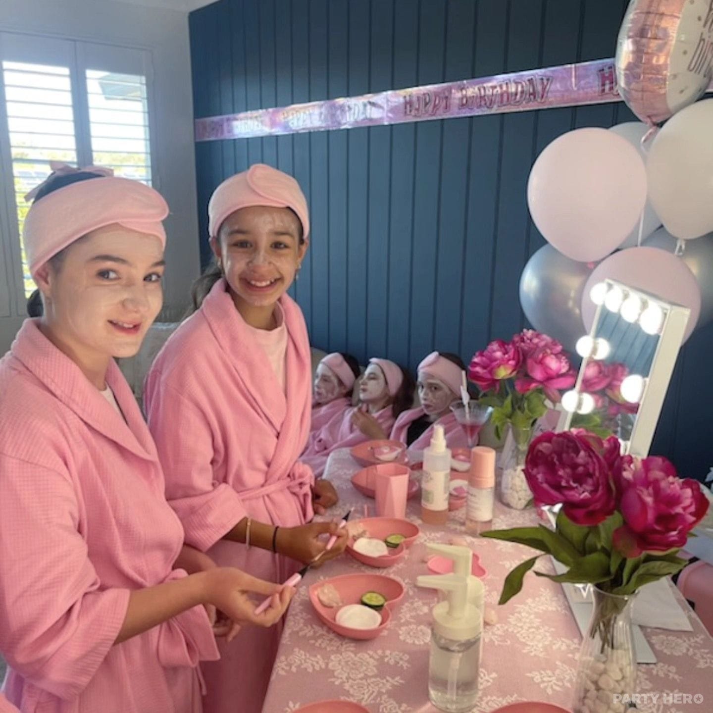 A Touch of Glitz & Glam activity in Sydney - group bookings
