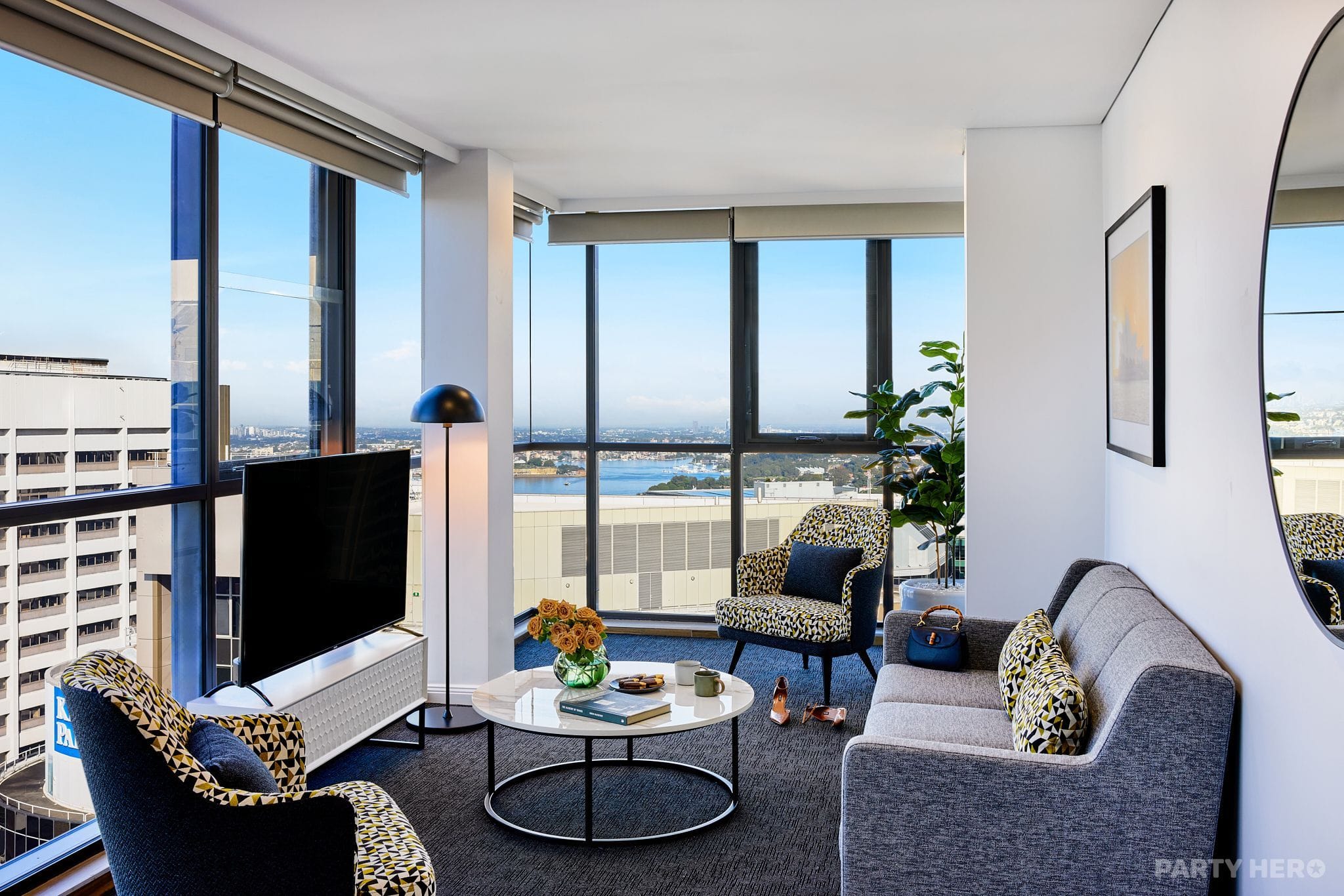 Meriton Suites North Sydney - serviced apartments in Sydney