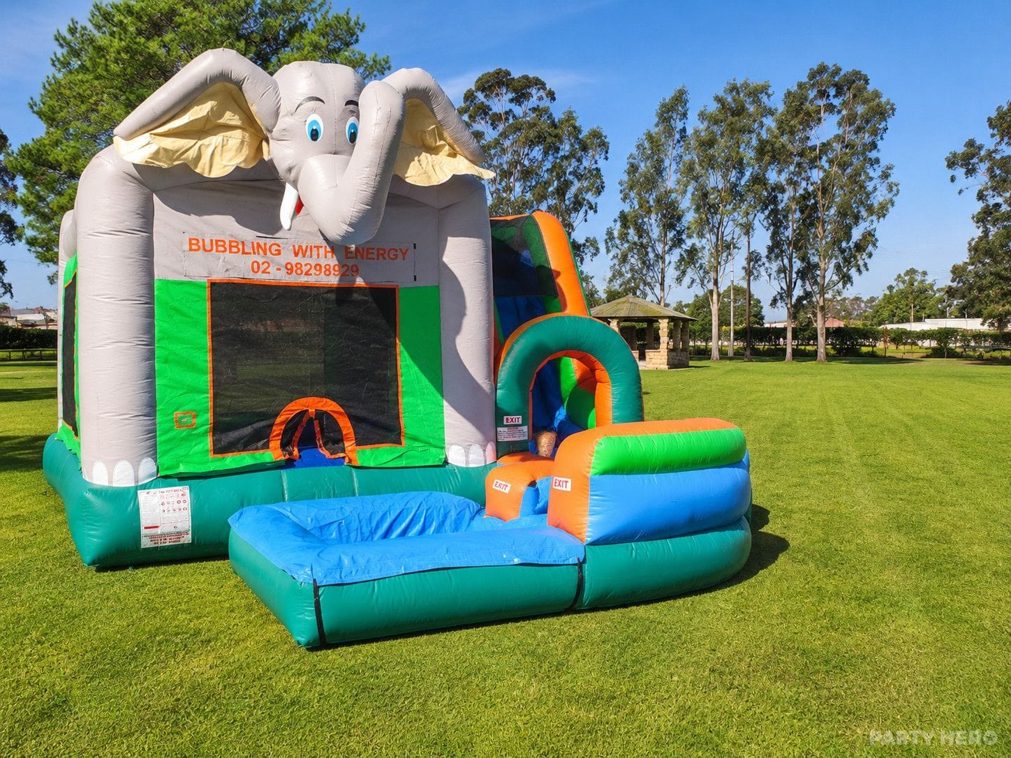 Jumping castle hire in Sydney — elephant-topped jungle jump and splash castle with pool