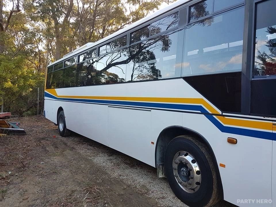 Near or Far Bus and Coach - party bus hire in the Blue Mountains