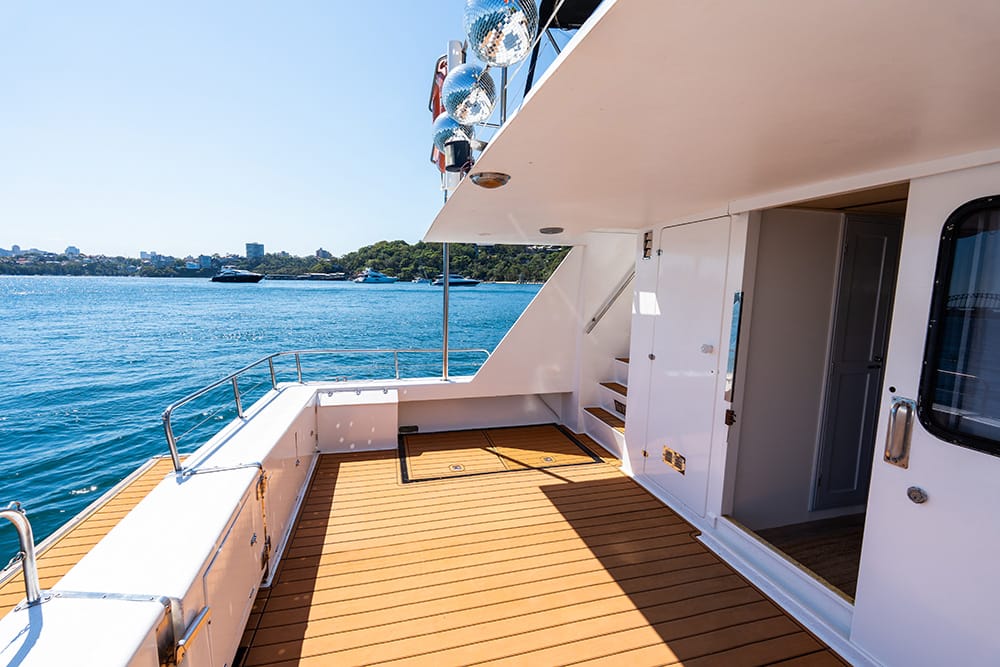 Kondor - Sydney Harbour boat hire