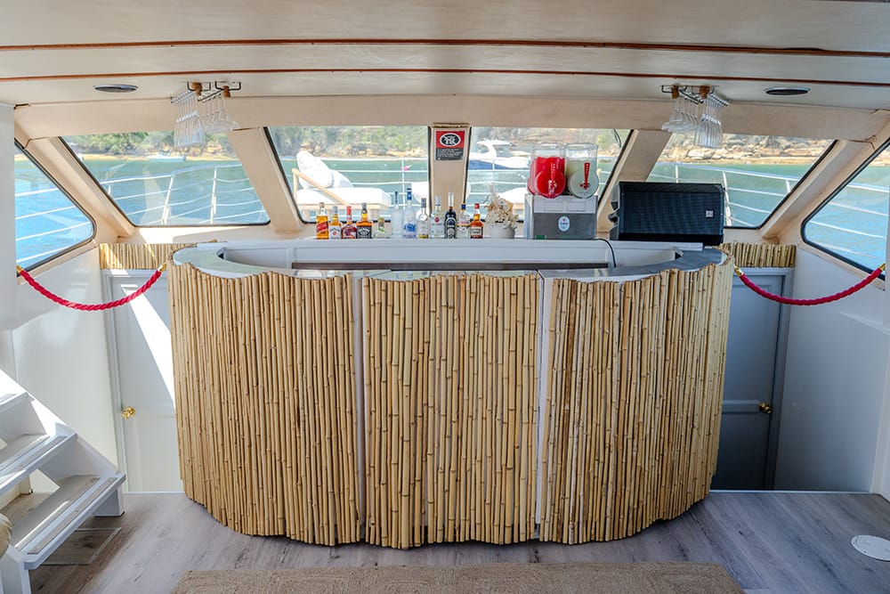 Kondor - Sydney Harbour boat hire