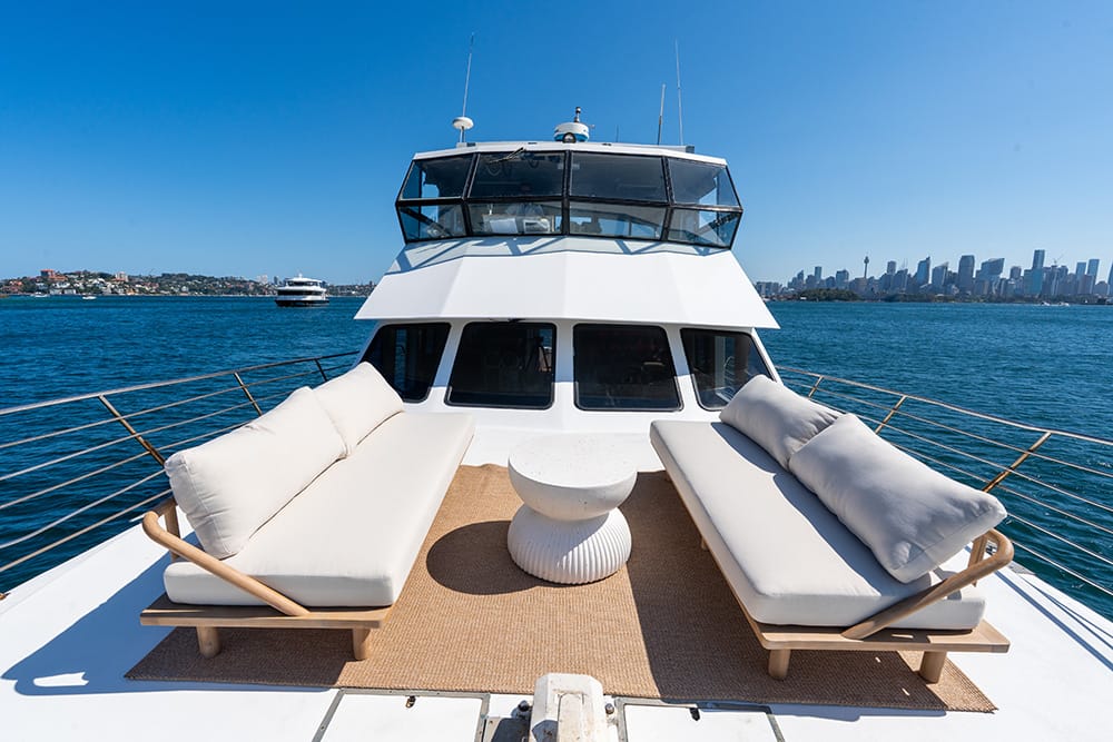 Kondor - Sydney Harbour boat hire