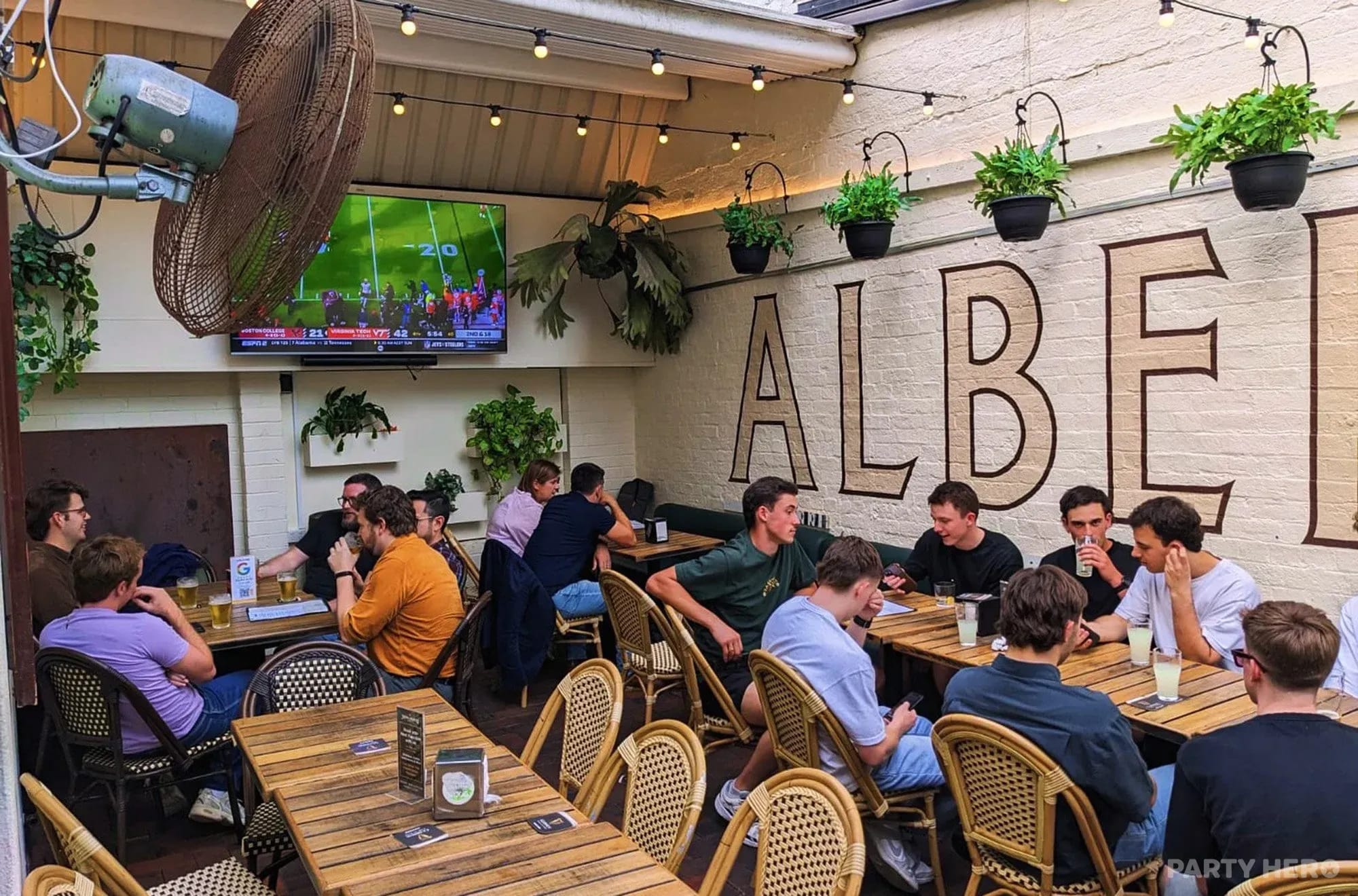 Royal Albert Hotel - party venue in Sydney