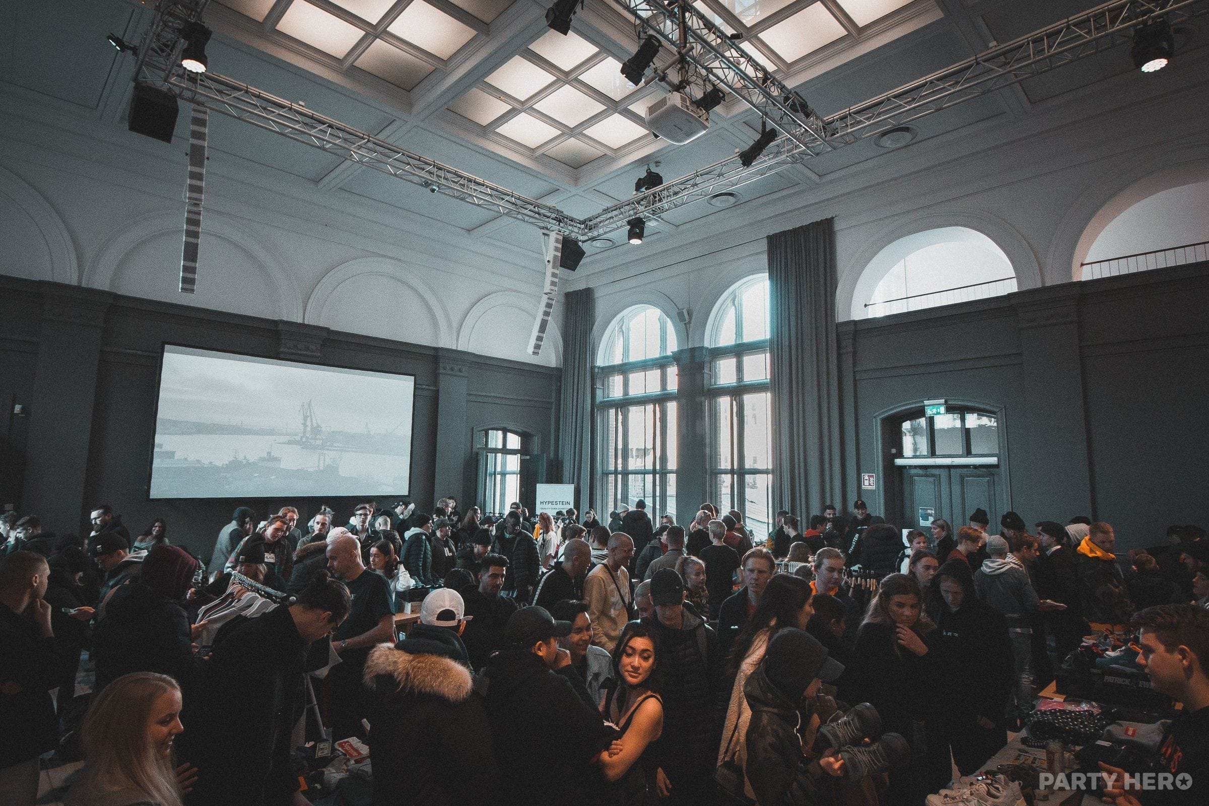 Shadow AV - sound and lighting hire in Melbourne