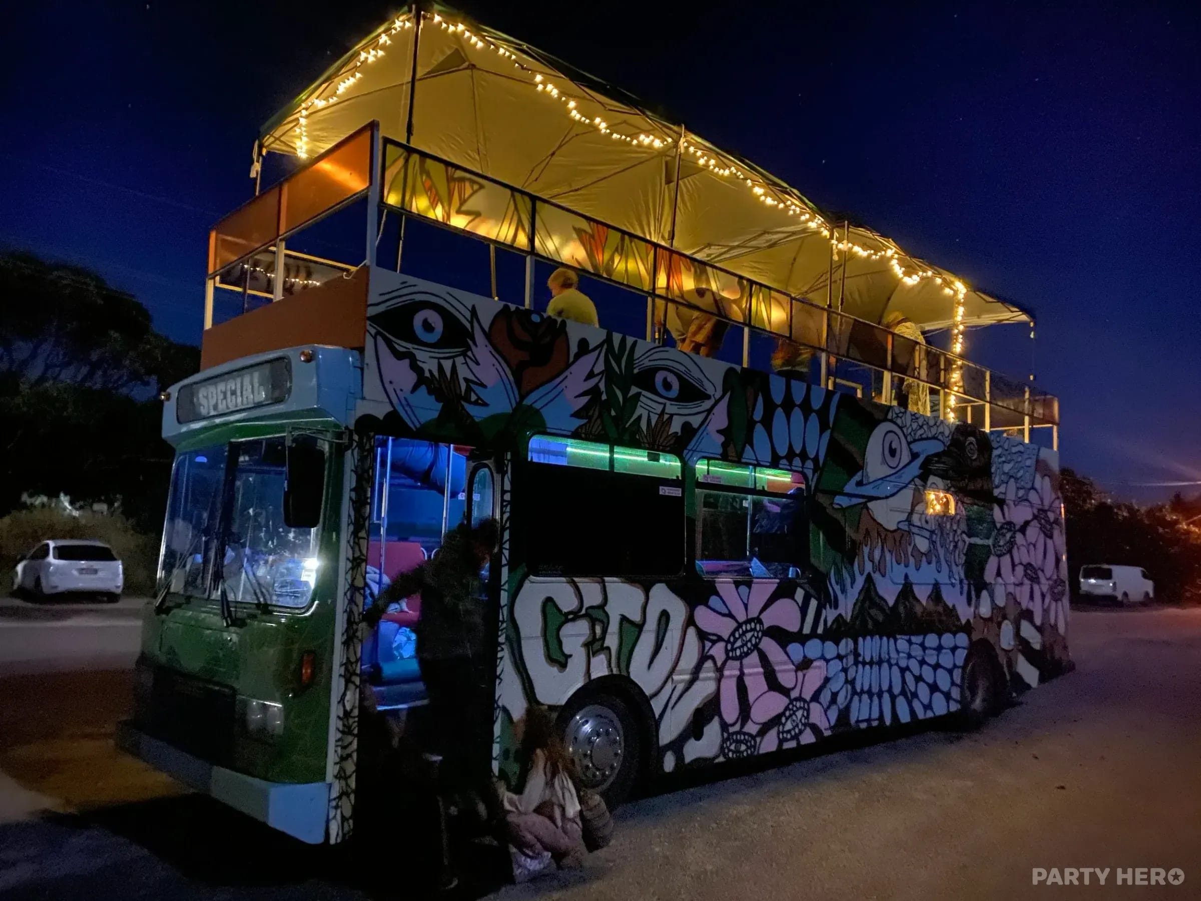 Bangin Bus Tours - bus and coach hire on the Central Coast