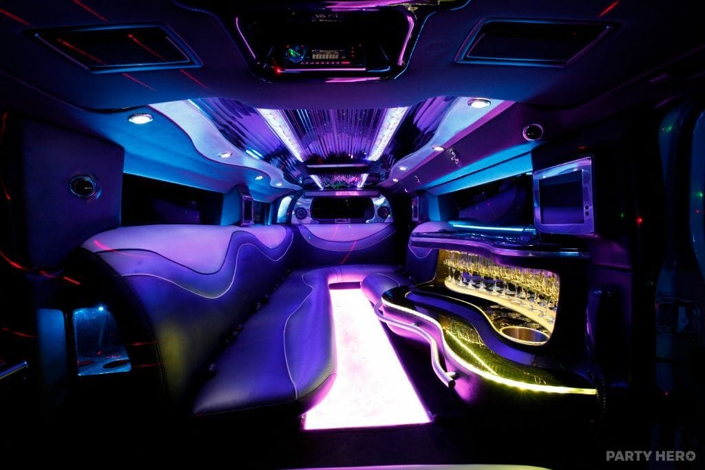 HF Wedding & Hire Cars activity in Sydney - group bookings