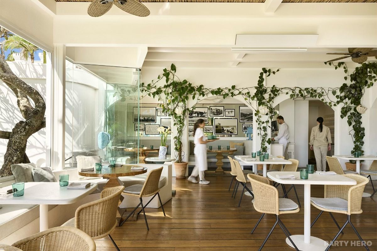 Raes on Wategos - party venue in Byron Bay