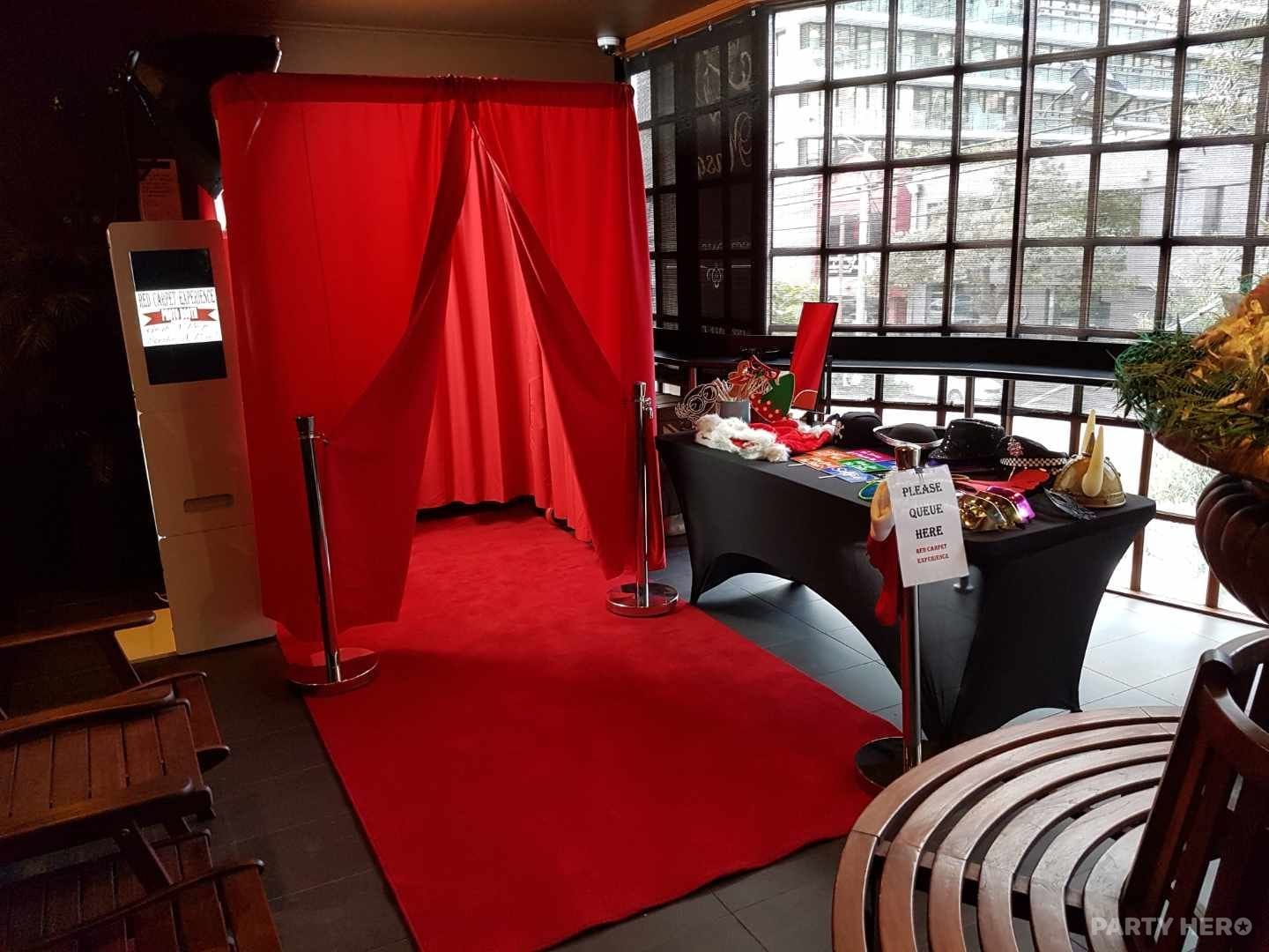 Clik Photo Booths - photo booth hire in Melbourne