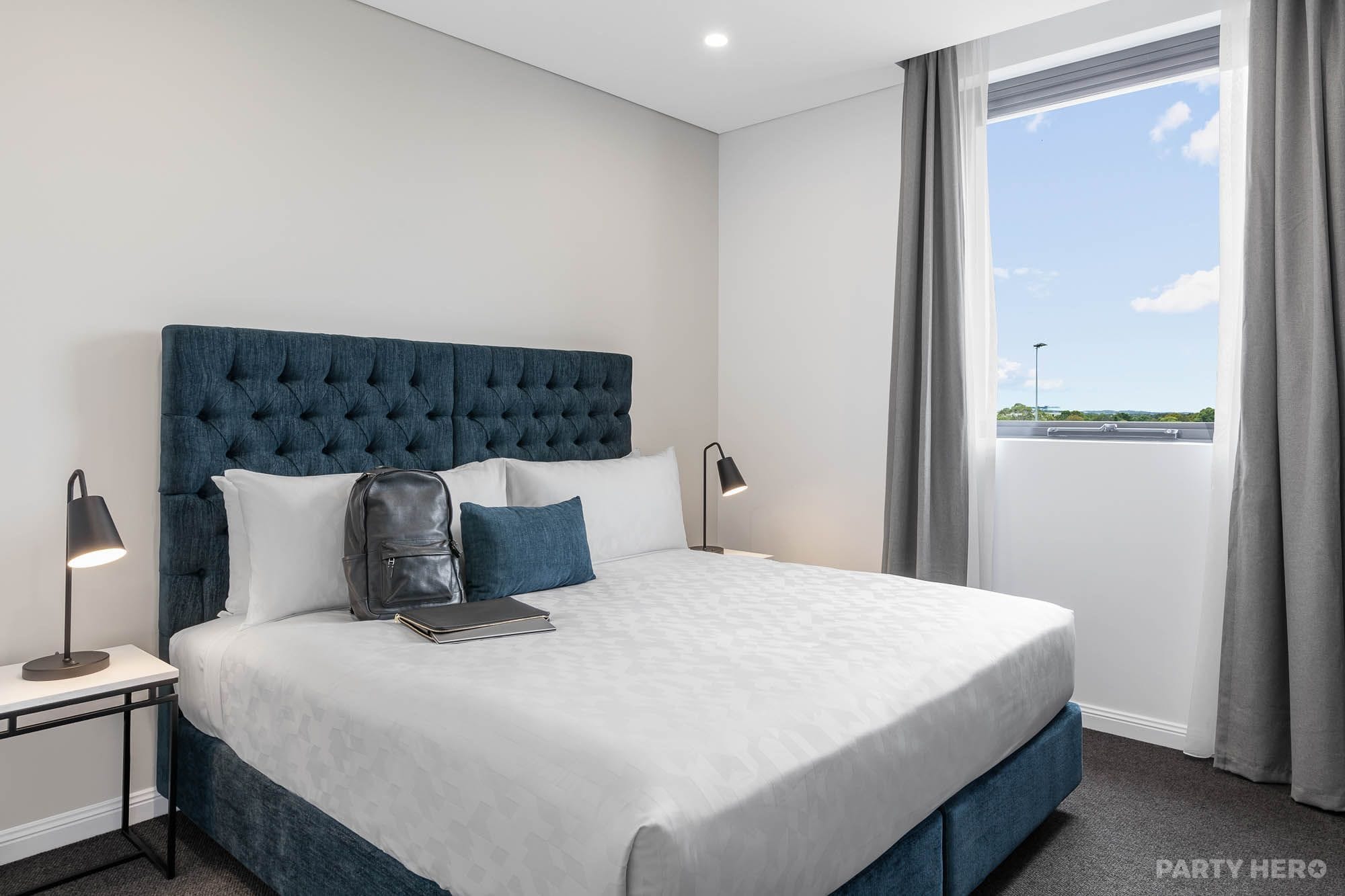 Meriton Suites Sydney Airport - serviced apartments in Sydney