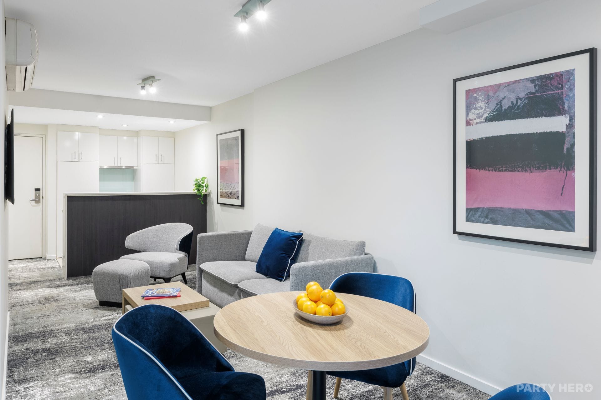 Brady Apartment Hotel Flinders Street - serviced apartments in Melbourne CBD