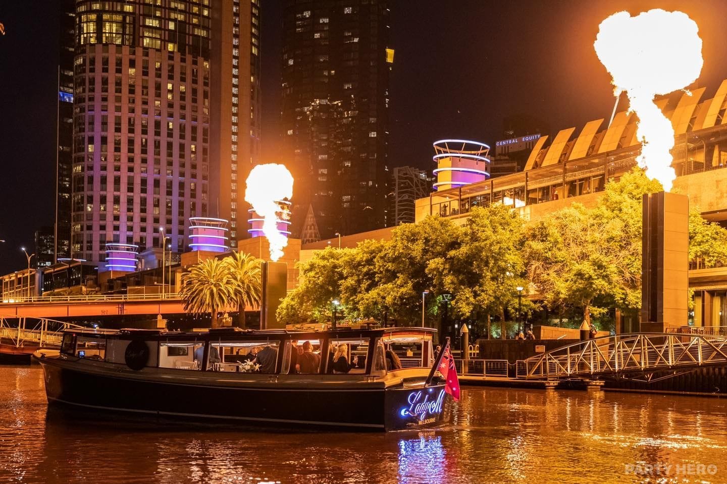 Melbourne Boat Hire - private boat charter in Melbourne