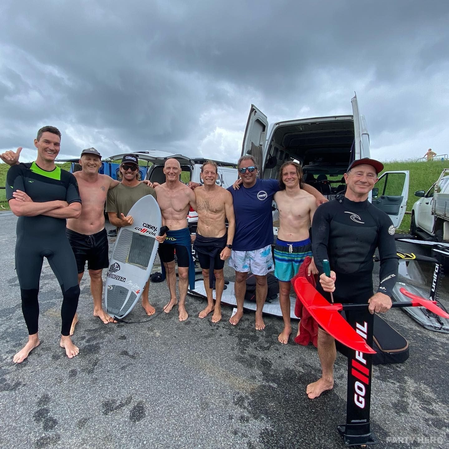 Earth Kitesurfing - water sports in Byron Bay