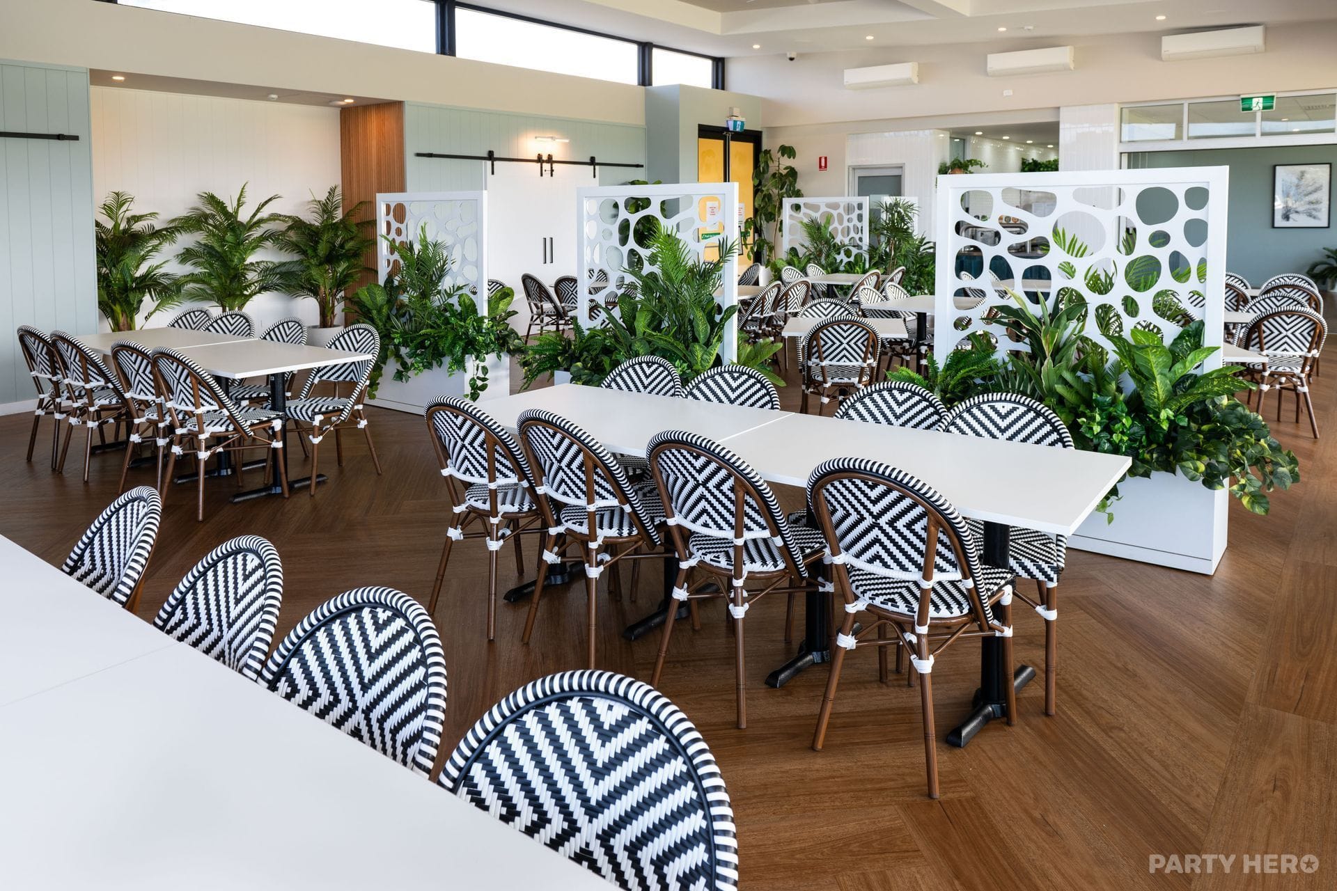 Towradgi Park Bowls and Recreation Club - barefoot bowls in Wollongong