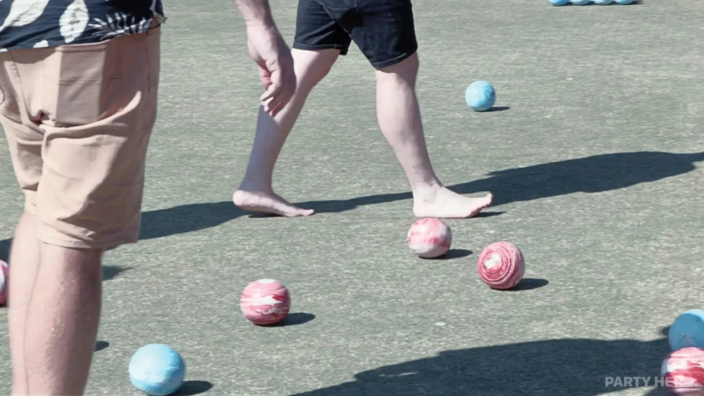 Middle Park Bowls Club - barefoot bowls in Melbourne