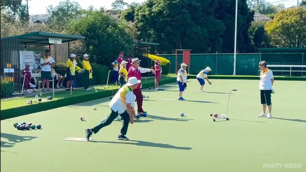 Greythorn Bowling Club - barefoot bowls in Melbourne