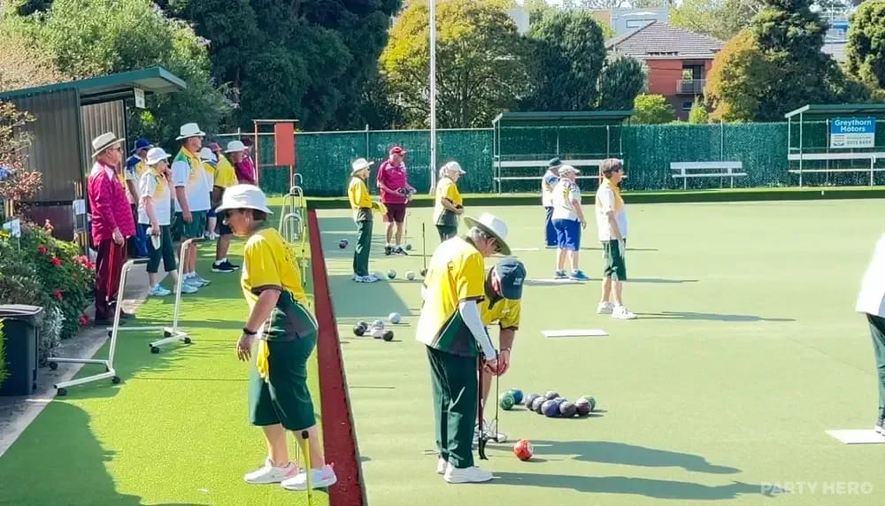 Greythorn Bowling Club - barefoot bowls in Melbourne