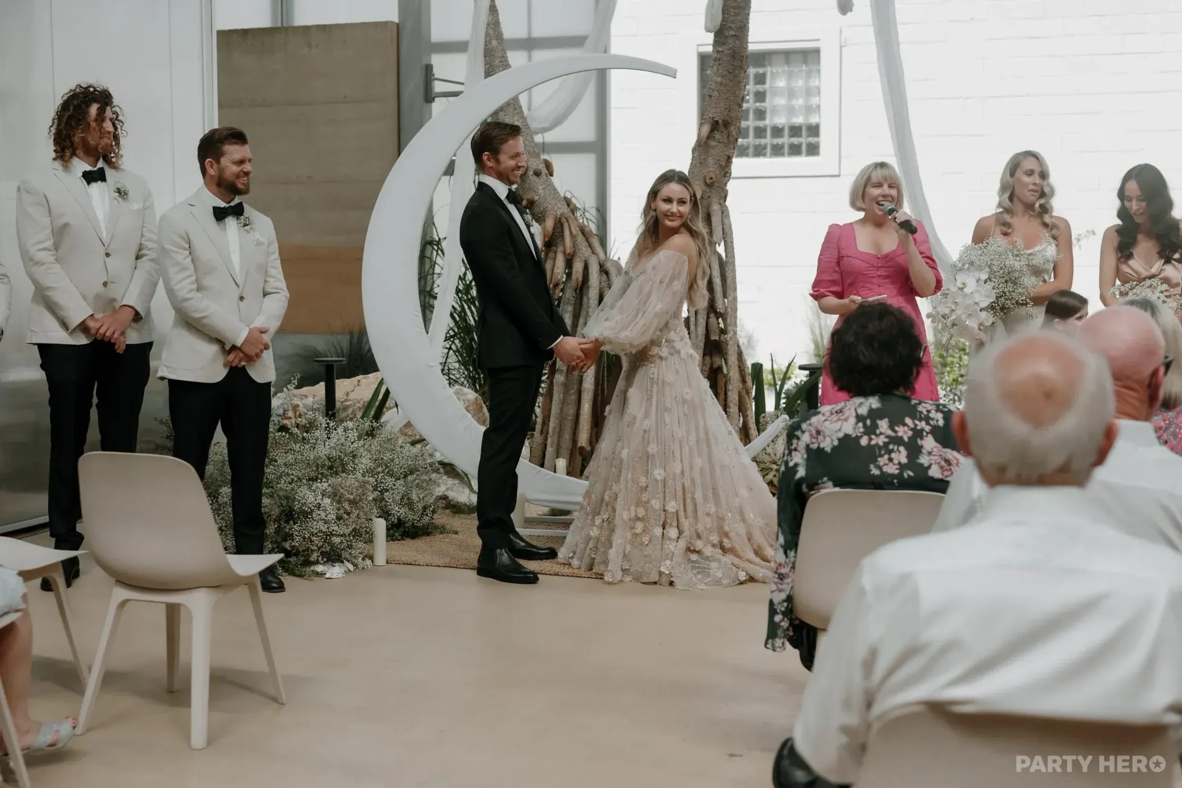 Heaps Married Ceremonies - marriage celebrant in the Hunter Valley