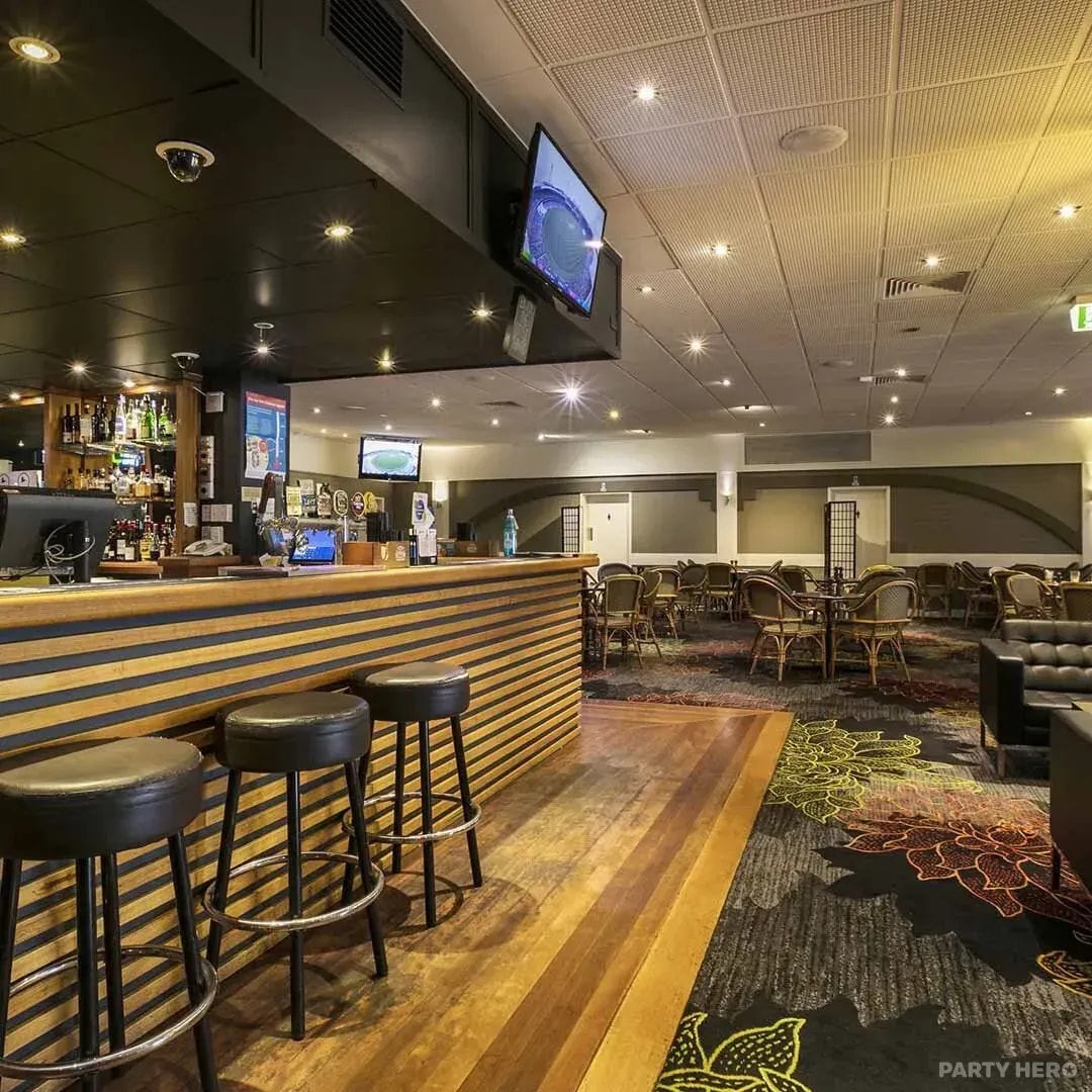 Nudgee Beach Hotel - party venue in Brisbane