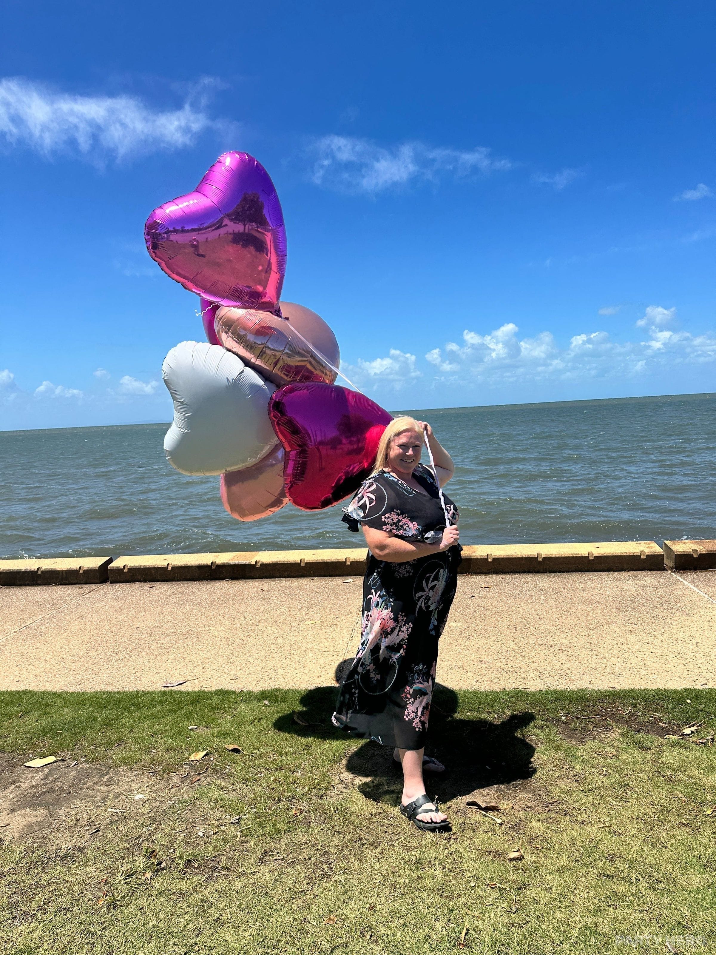 Ballooncrew2u - balloon and party decorations in Brisbane