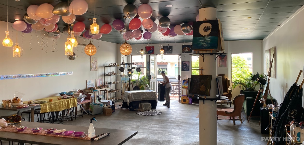 Art & Wine Co. Byron Bay - paint and sip in Byron Bay