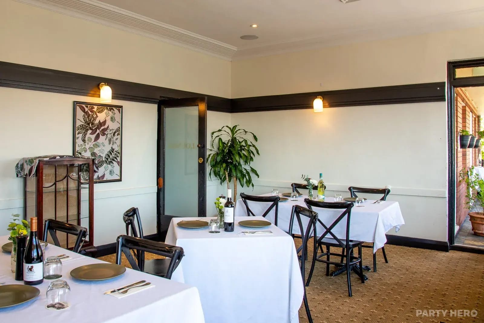 The Australian Arms Hotel - party venue in Sydney