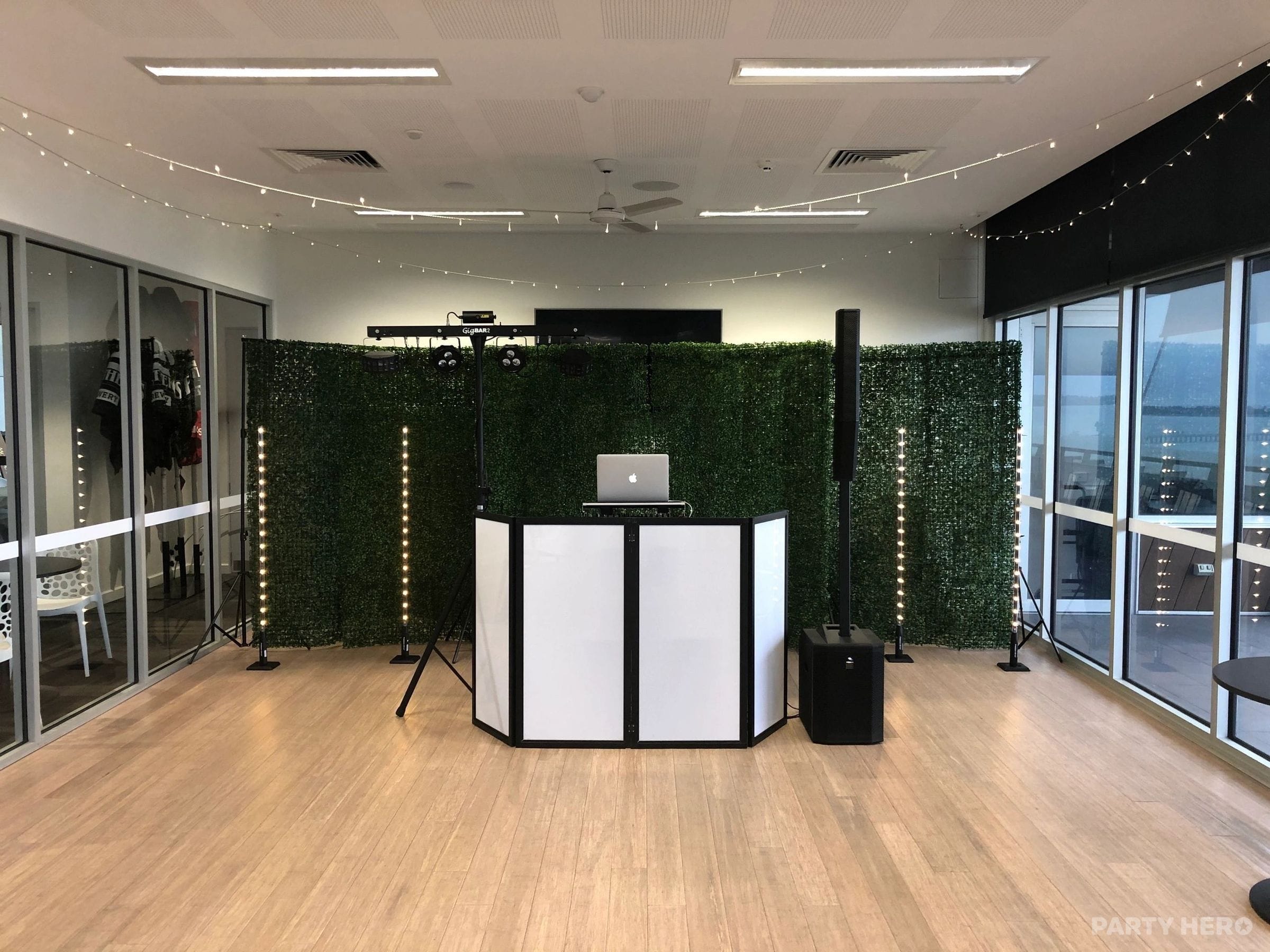 Sounds Allwright Entertainment - DJ hire in Melbourne