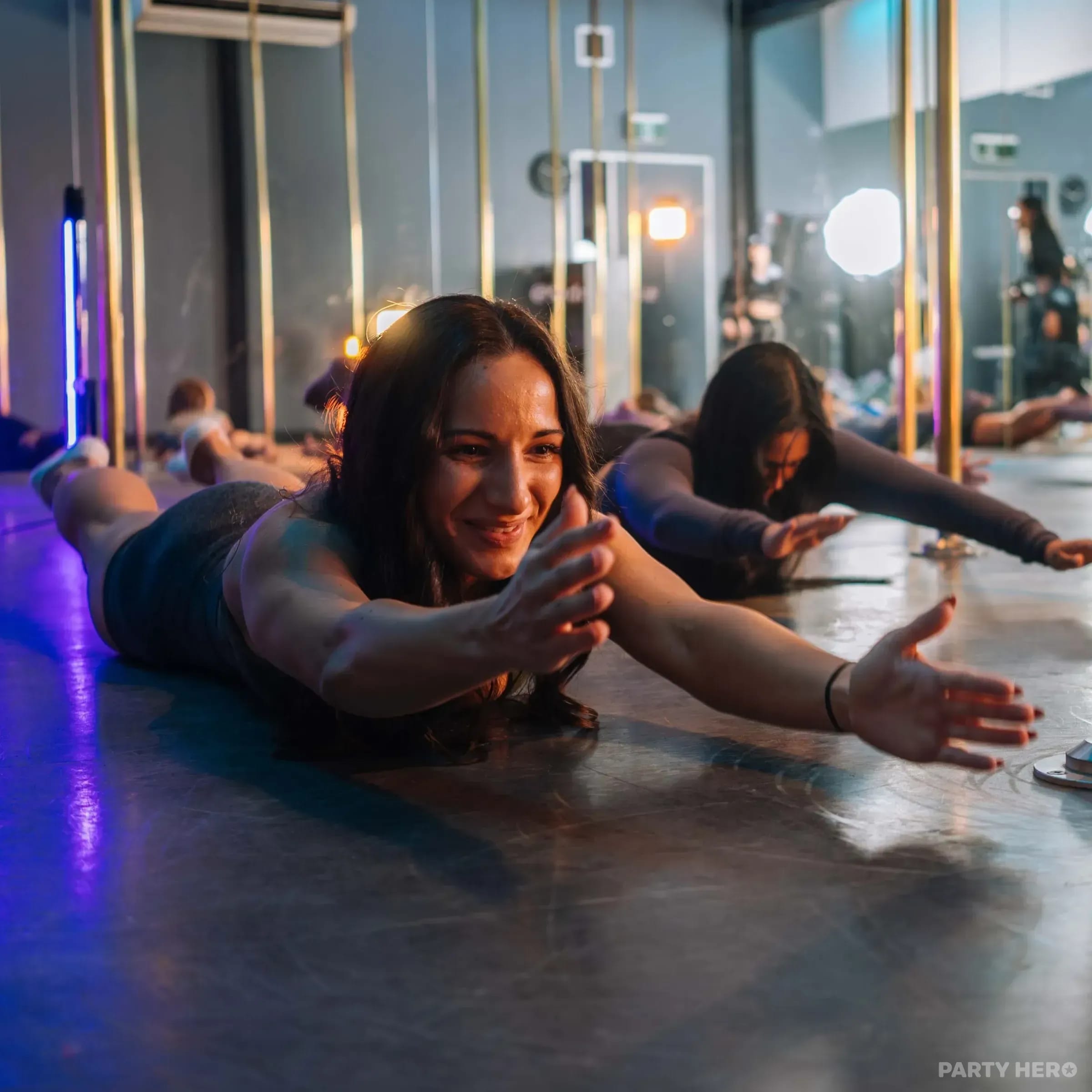 Sydney Pole dance classes in Sydney - group bookings