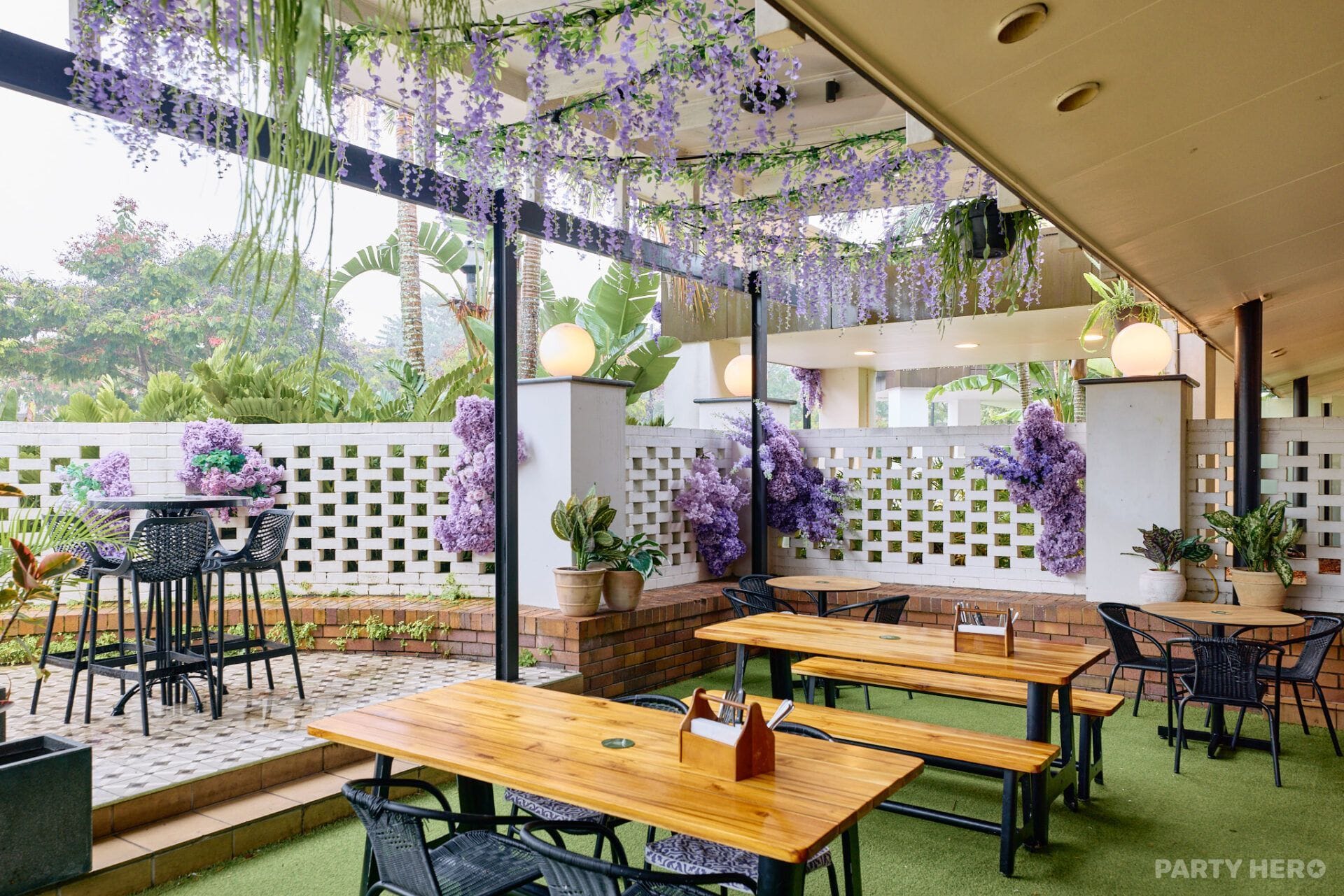 The Courtyard at The Kenmore - party venue in Brisbane