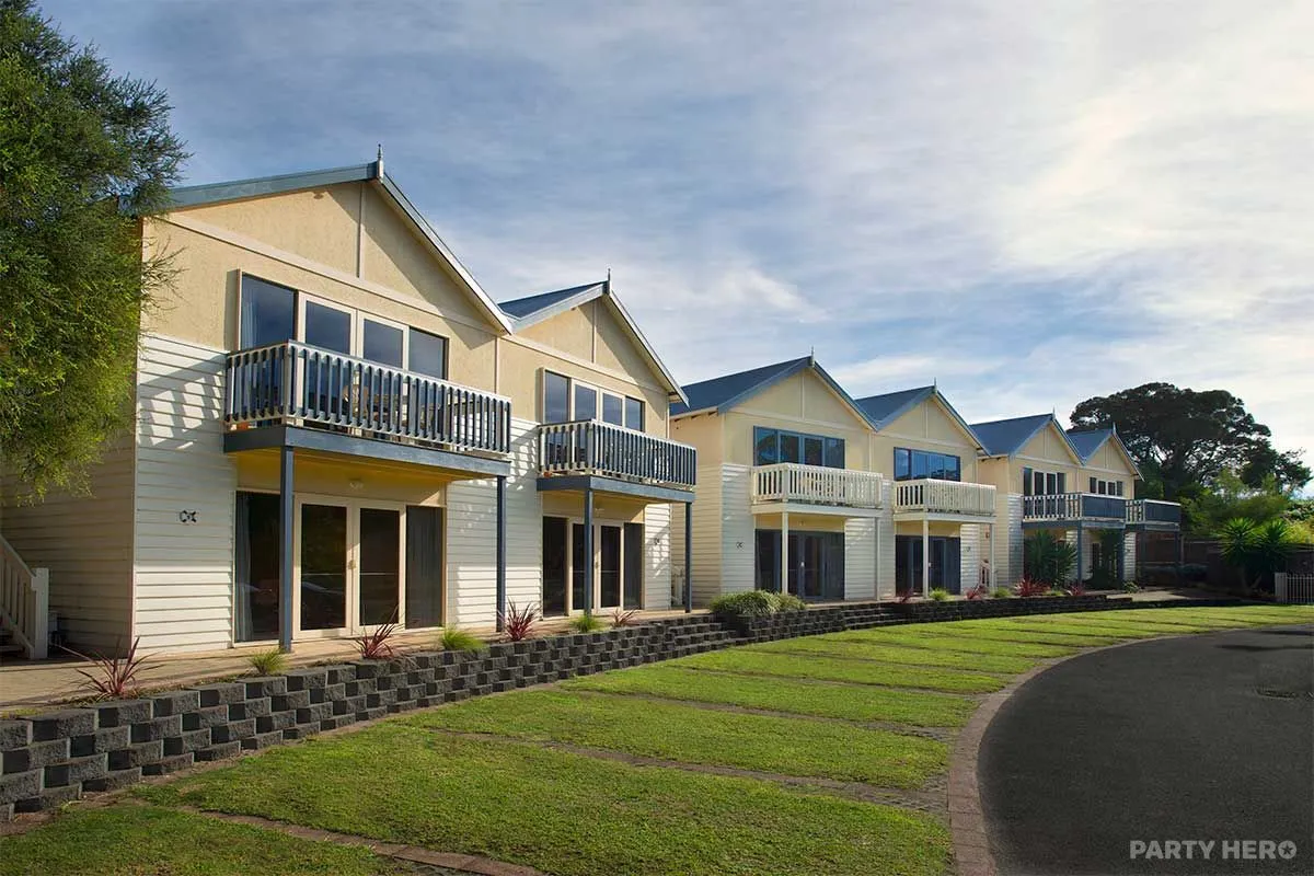Boathouse Resort Studios & Suites