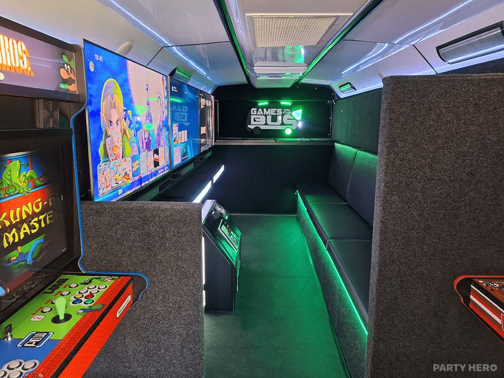 Games on the Bus activity in Sydney - group bookings