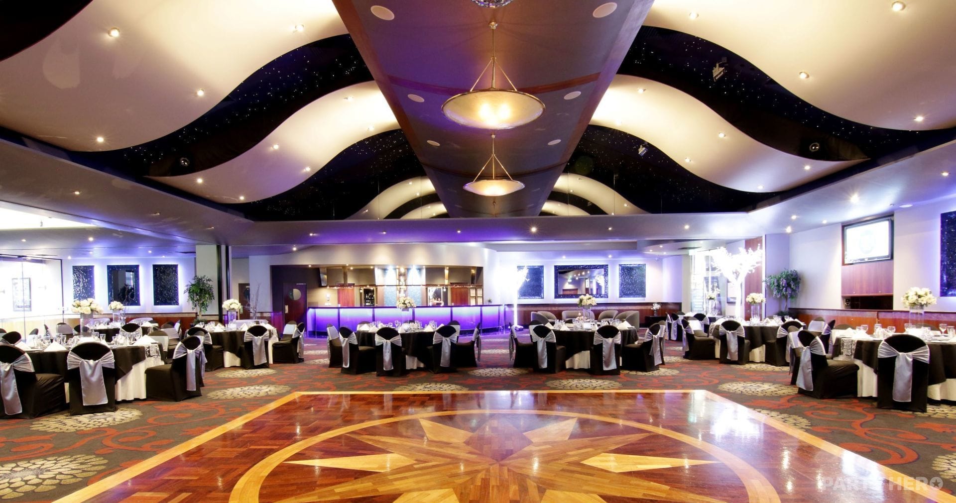 Taylors Lakes Hotel - party venue in Melbourne