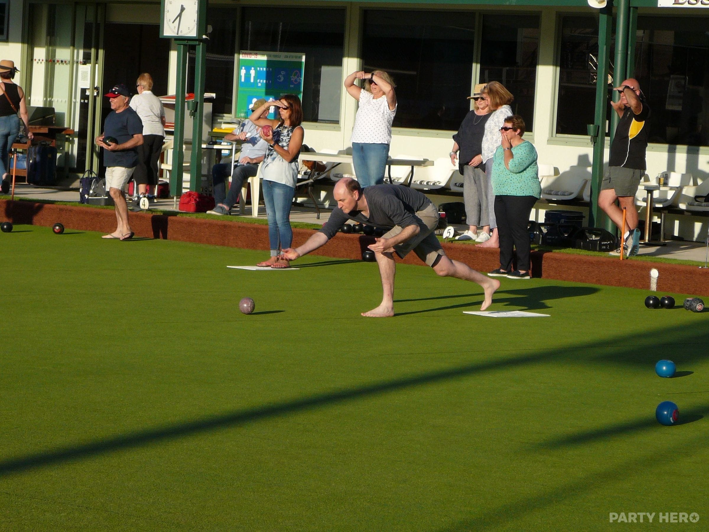 Essendon Bowls Club - barefoot bowls in Melbourne