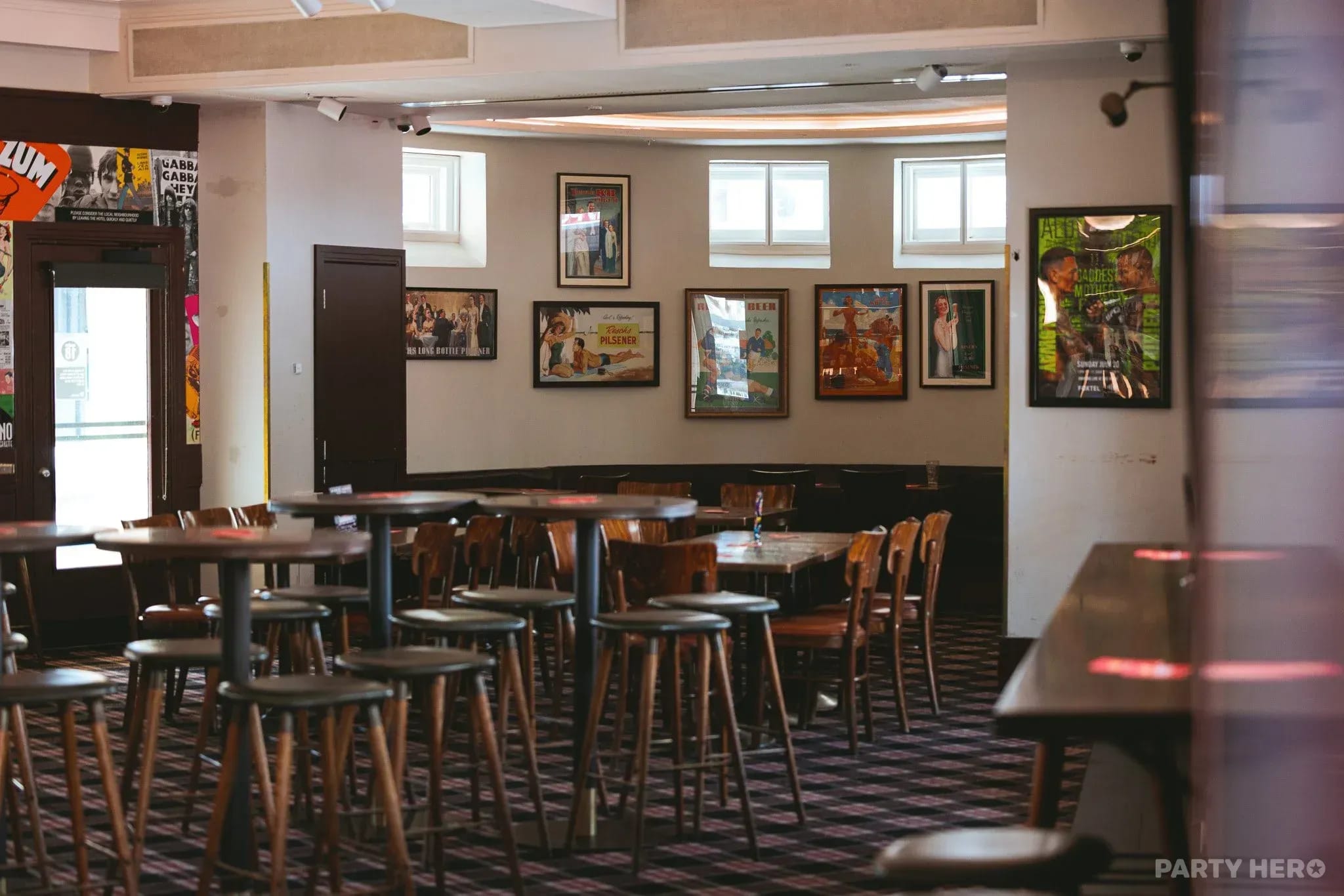 The Robin Hood Hotel - party venue in Sydney