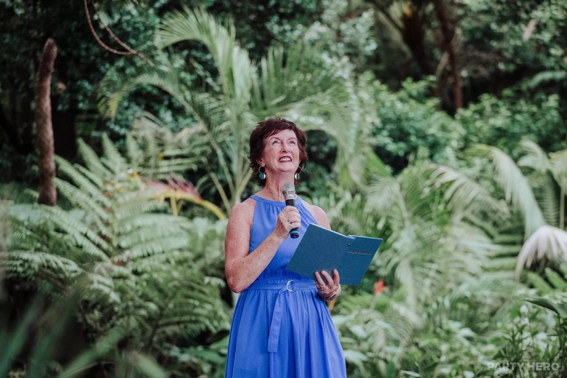 Marry Us Mary - marriage celebrant in Sydney