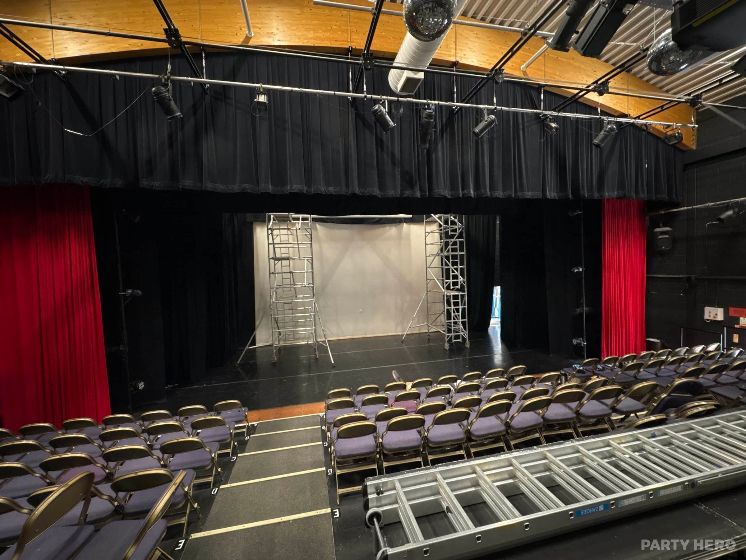 Brookvale AV activity in Sydney - group bookings