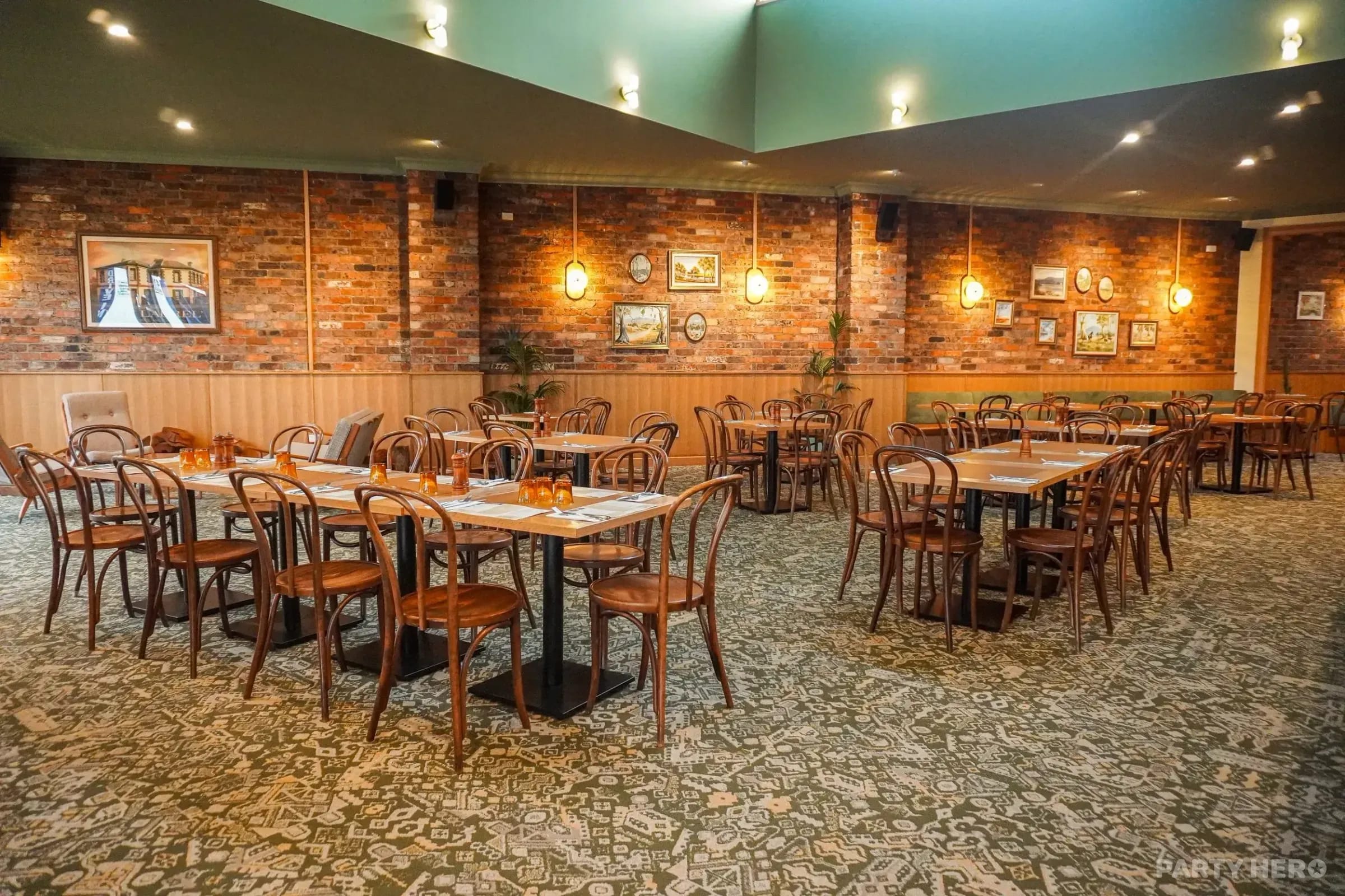 The Laurel Hotel - party venue in Melbourne