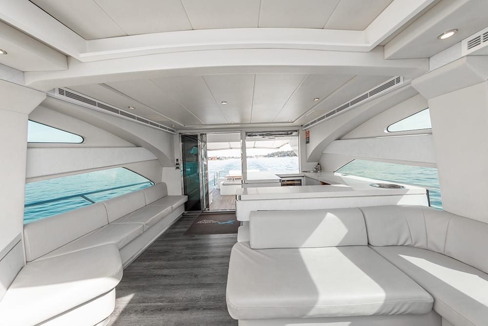 Aqua Bay - Sydney Harbour boat hire