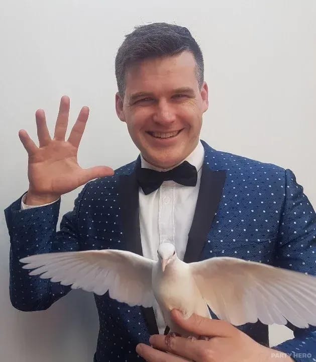 Amazing Ashley - entertainment in Melbourne